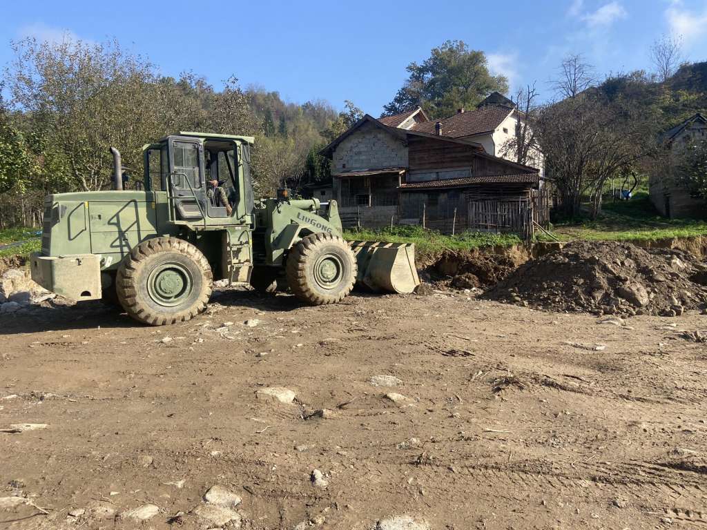 Oružane snage BiH i dalje angažirane na uklanjaju posljedica poplava