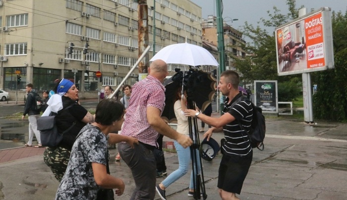 Osuđeni uslovno na po šest mjeseci zatvora za napad na fotoreportere