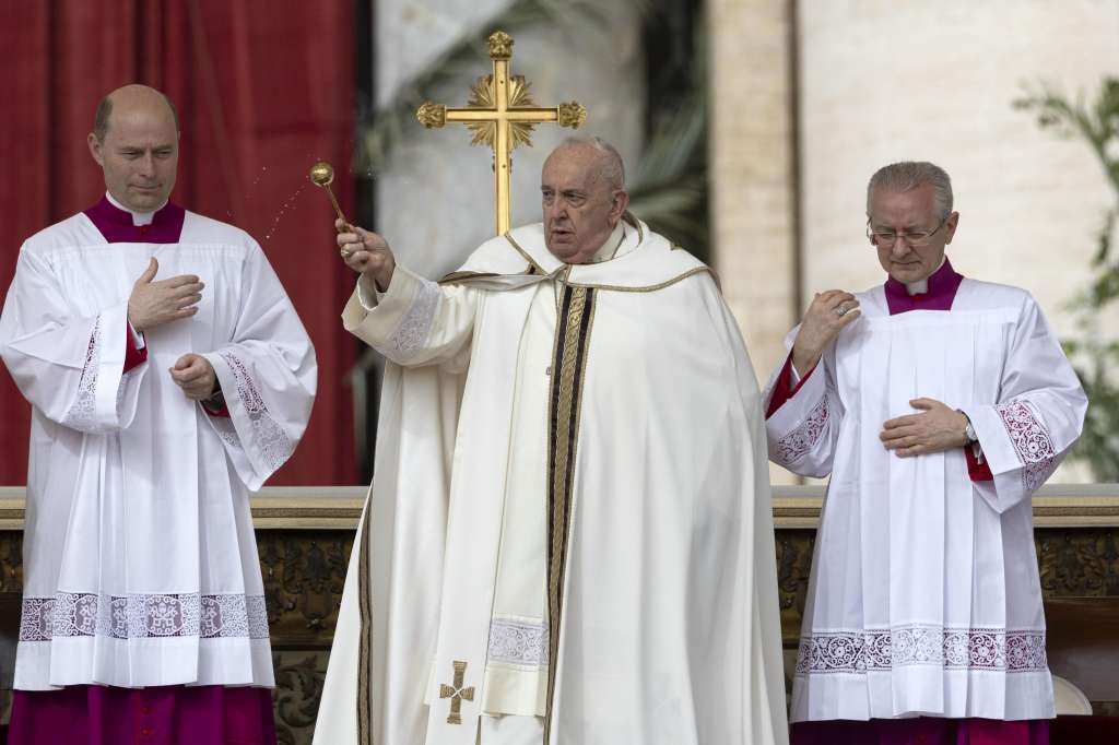 Papa Franjo u poruci 'Urbi et Orbi' pozvao na primirje u Gazi i oslobađanje talaca