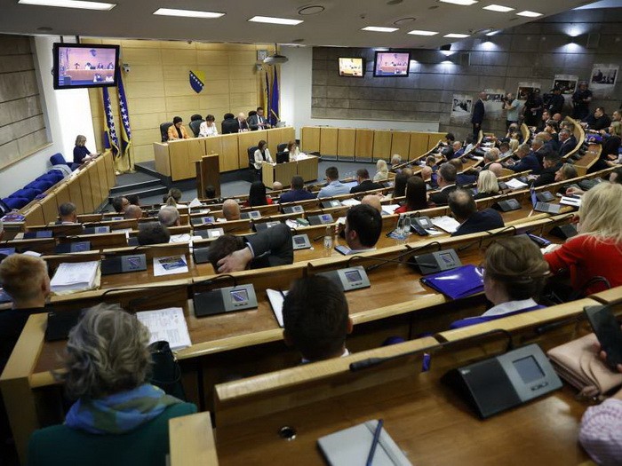 Pauza na sjednici Parlamenta FBiH, slijedi rasprava o Vukoji