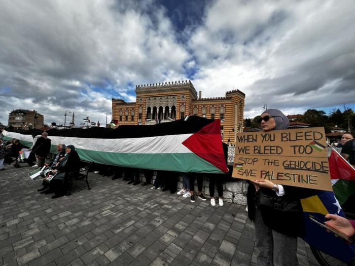 Performans podrške za narod Palestine danas kod Vijećnice