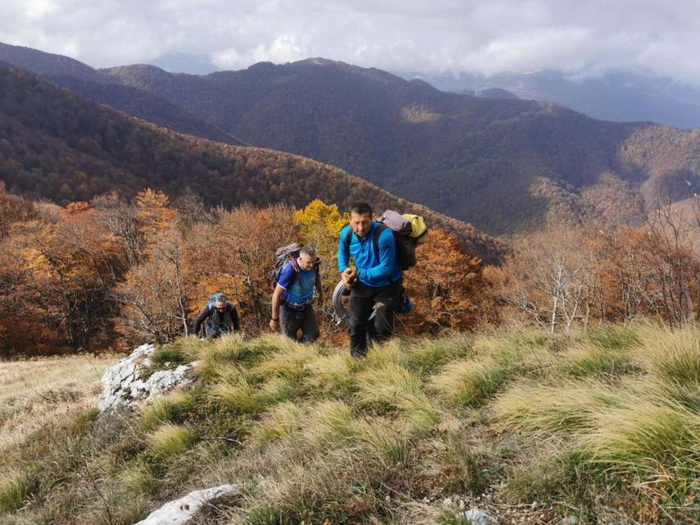 Planinari iz Goražda i Sarajeva postavljaju sajle na planini Klek