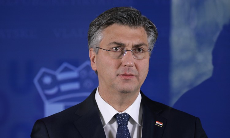 Plenković: Vlada će s najvećim poštovanjem čuvati dignitet Domovinskog rata