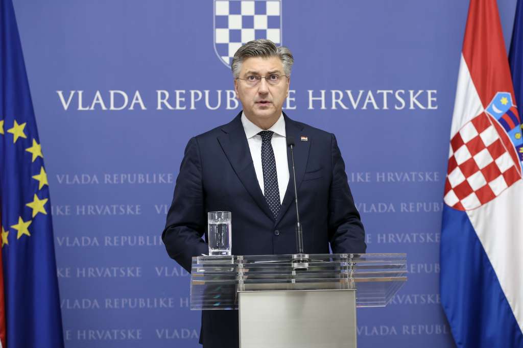 Plenković za sutra najavio konsultacije o novom ministru odbrane