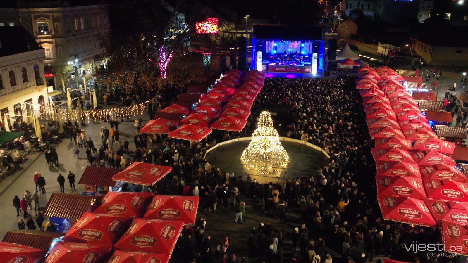 Počela Zima u Tuzli: Narednih mjesec dana desetine hiljada gostiju