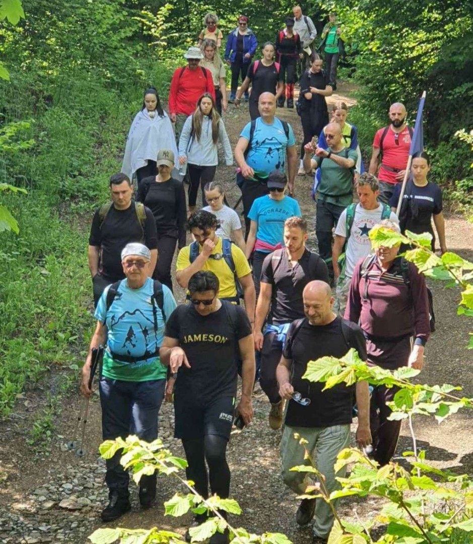 Počeo tradicionalni planinarski pohod 'Grebak – put života'