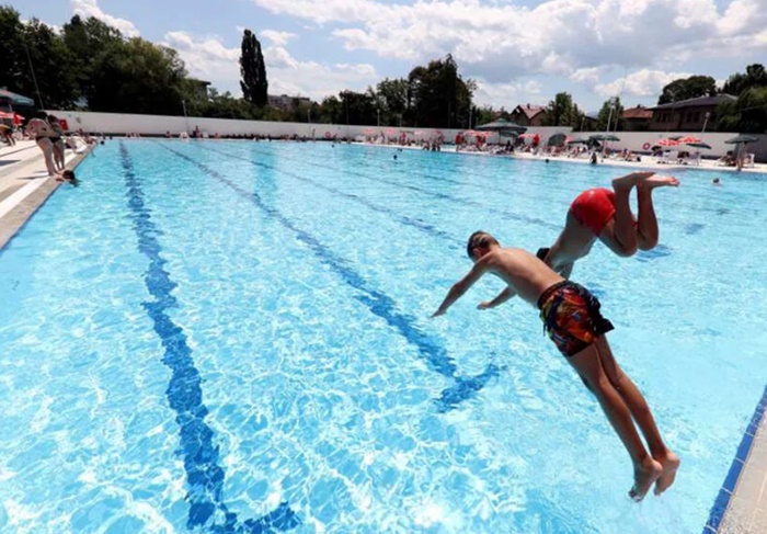 Počinje još jedan toplotni val u BiH, meteorolozi upozoravaju: Ne rasipajmo vodu!