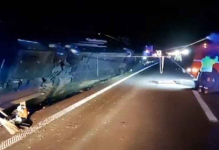 Pojavio se prvi snimak teške saobraćajne nesreće kod Beograda