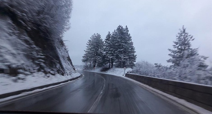 Poledica u planinskim predjelima, mostovima, vijaduktima i prilazima tunelima