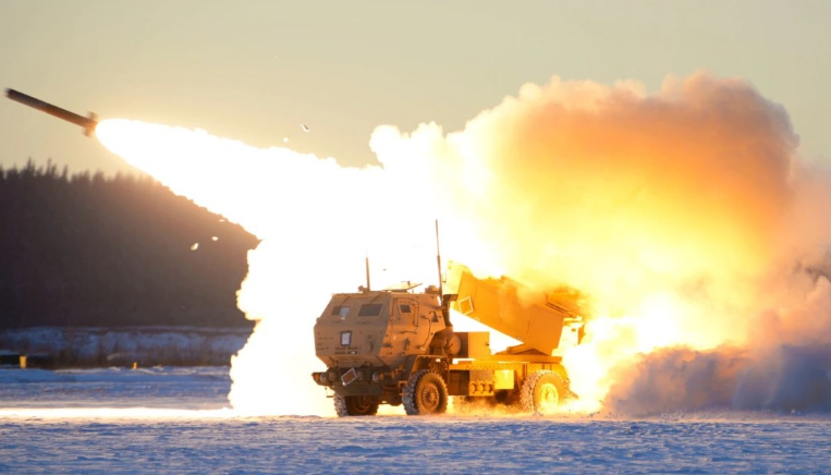 Poljska dobila prve raketne bacače HIMARS koje će postaviti blizu ruske granice