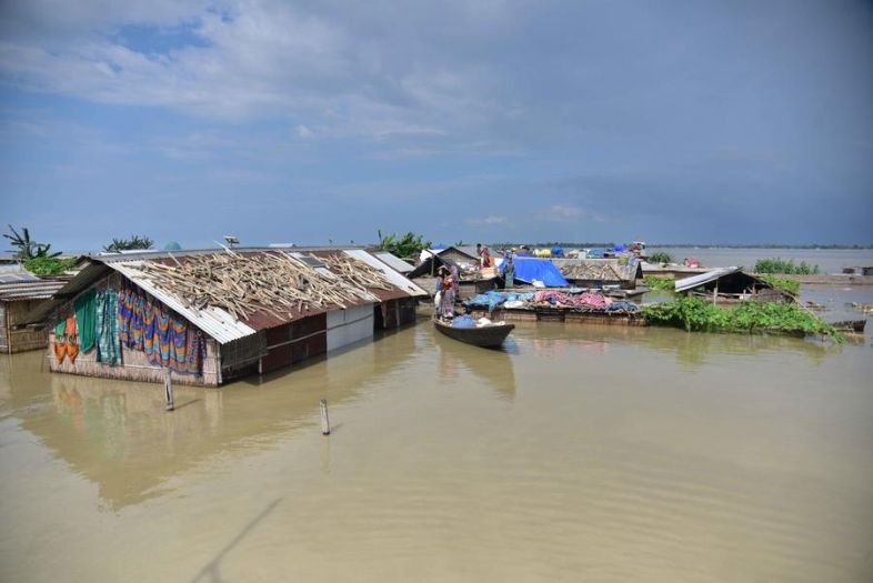 Poplave u Indiji izmiču kontroli, sve je više poginulih