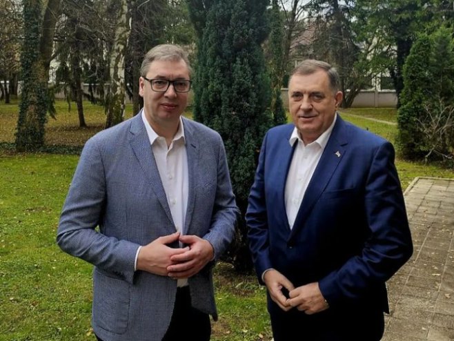 Posljednji susret pred izbore: Vučić zahvalio Dodiku na saradnji i podršci