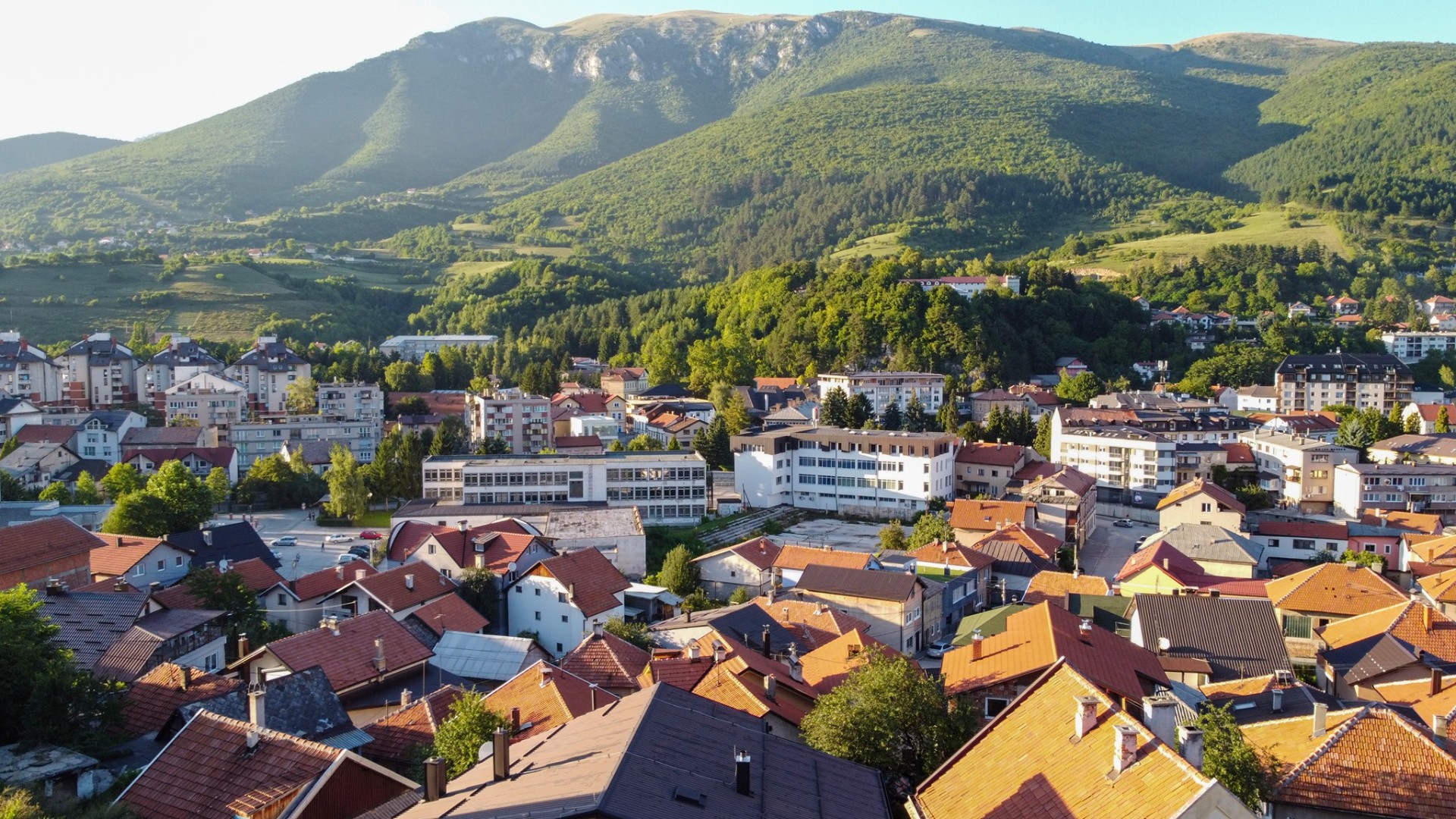 Potvrđena optužnica protiv više lica, te Društva za zapošljavanje invalidnih lica 'APEL-PROMET' d.o.o. Travnik