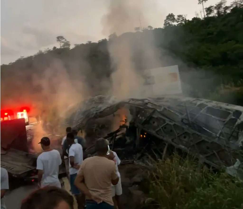 Povećan broj stradalih u sudaru kamiona i autobusa u Brazil