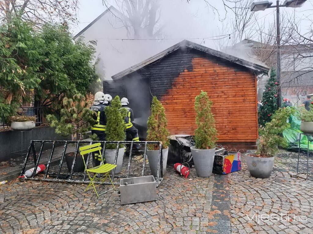 Požar u centru Tuzle: Gori mobilna kućica