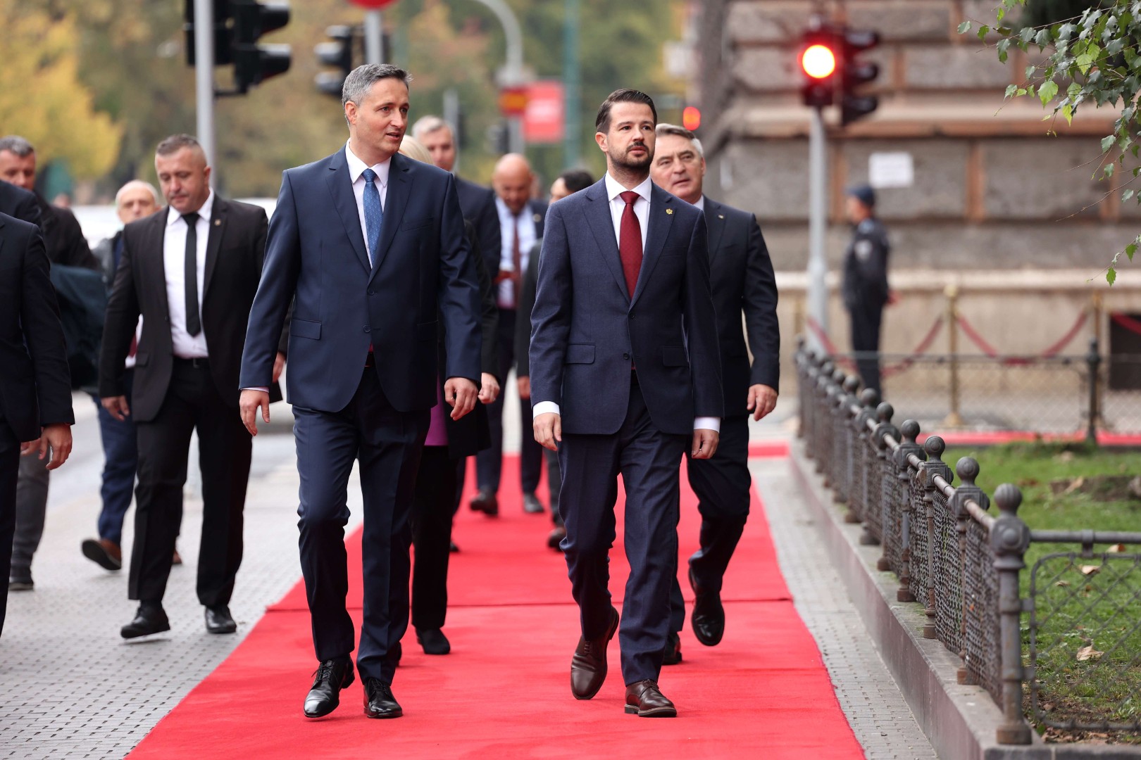 Predsjednik Crne Gore dočekan u Sarajevu uz najviše državne i vojne počasti