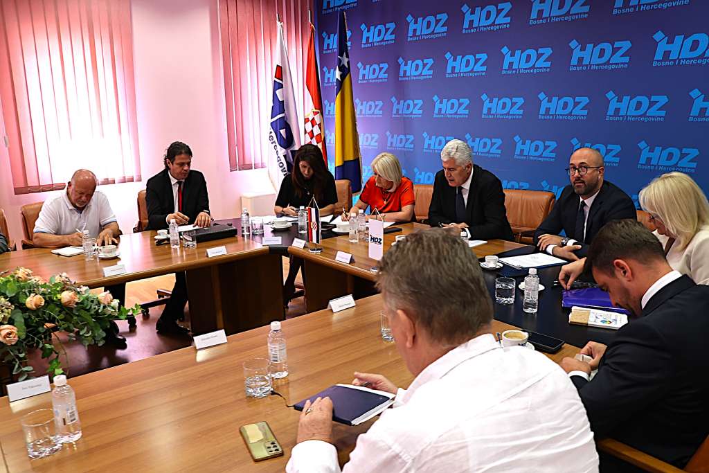 Predsjedništvo HDZ-a BiH: Posljednja šansa da vlast na nivou BiH funkcioniše