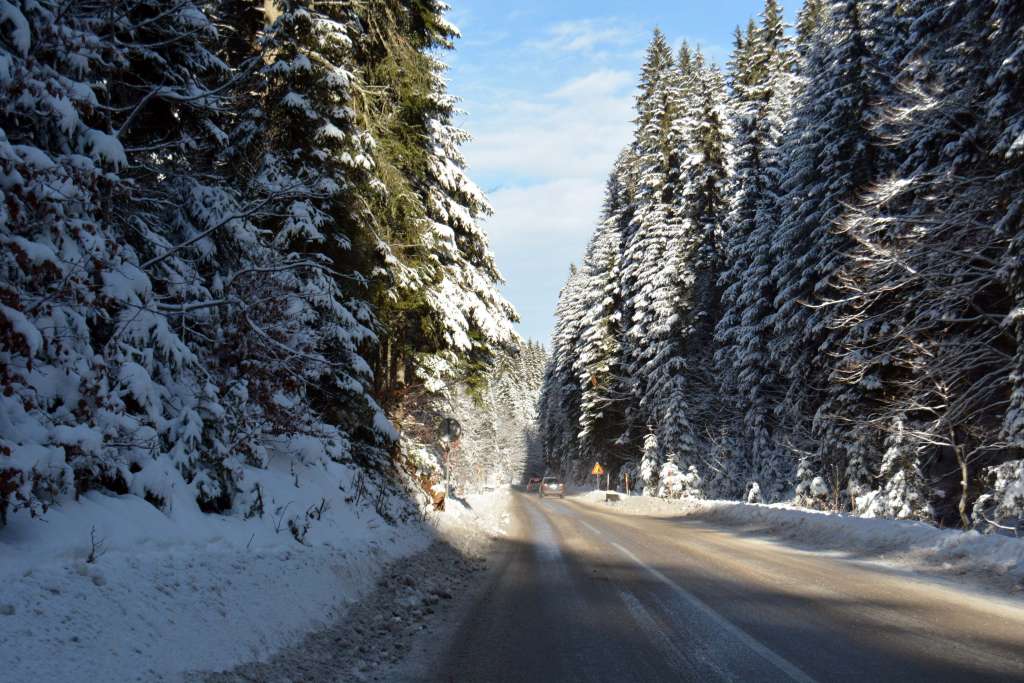 Prevoji Romanija i Rogoj neprohodni za kamione, cesta Jablanica-Blidinje i dalje zatvorena