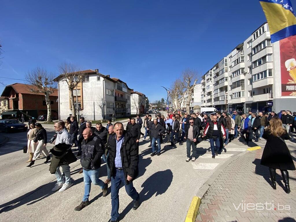 Protest privrednika u Živinicama: Nameti su preveliki!