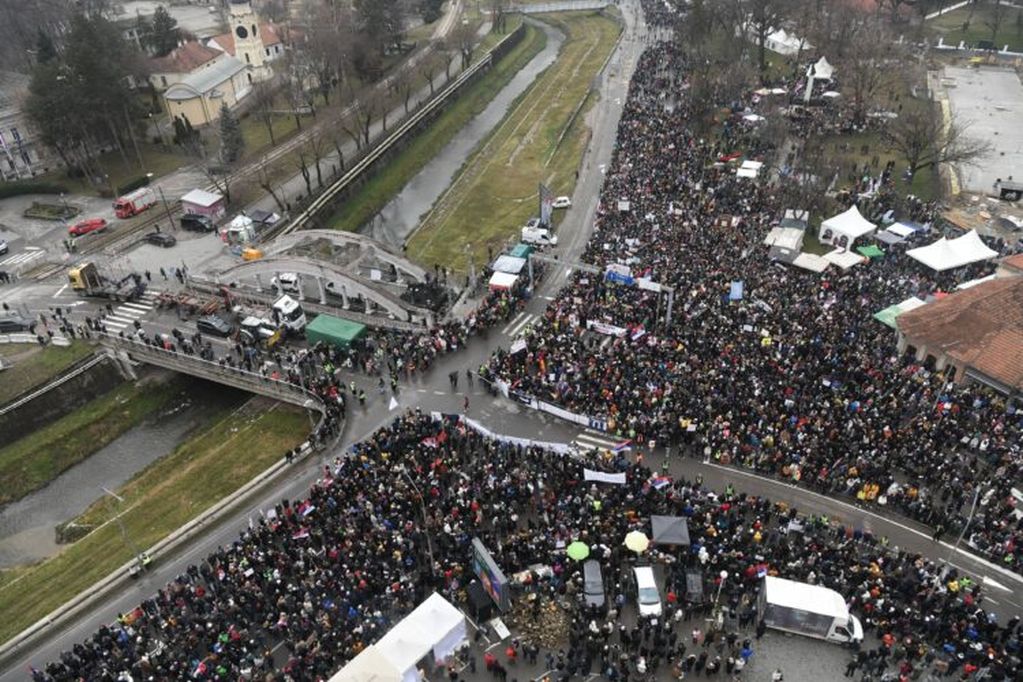 Protesti: Snimci iz drona koje Kragujevac ne pamti 