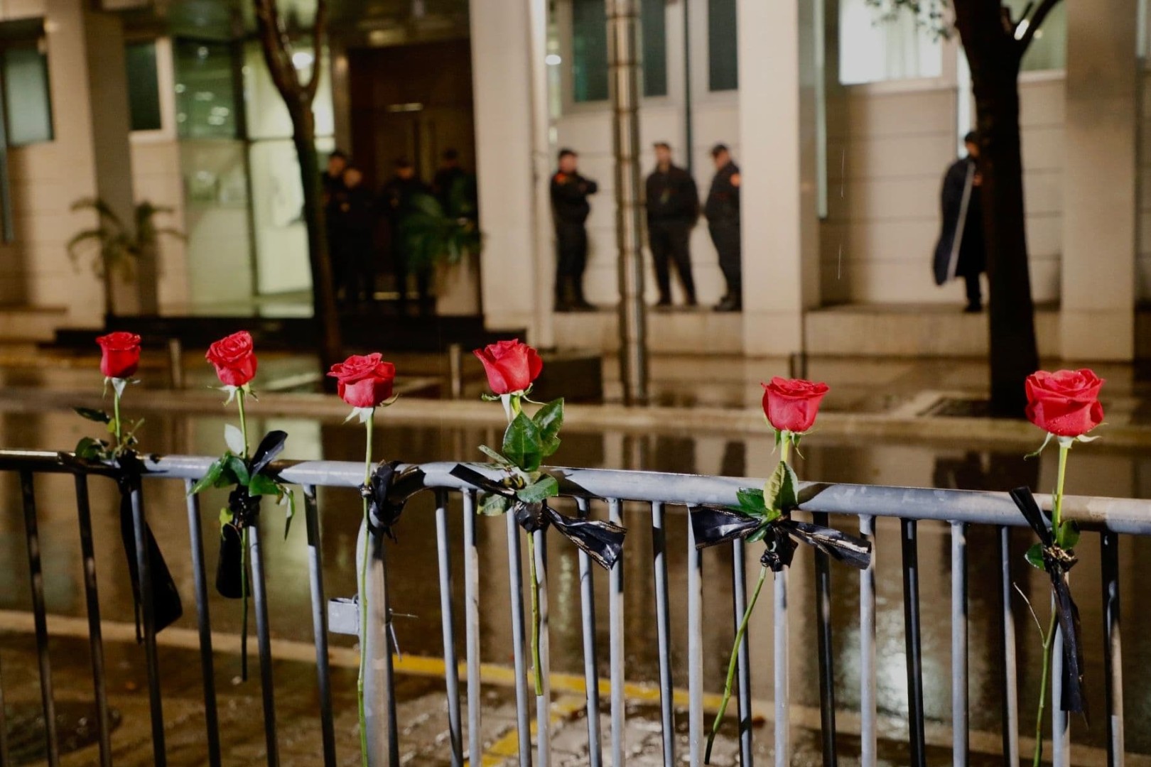 Protesti u Podgorici: Građani traže odgovornost za masakr na Cetinju