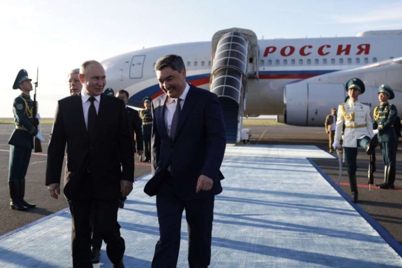 Putin stigao u Astanu, slijede susreti s Erdoganom i Jinpingom