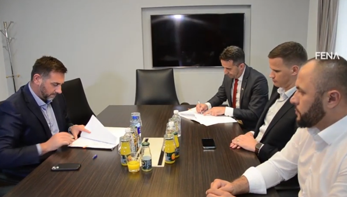 Ramić i Muhamedbegović potpisali sporazum o udruživanju sredstava za podršku povratnicima