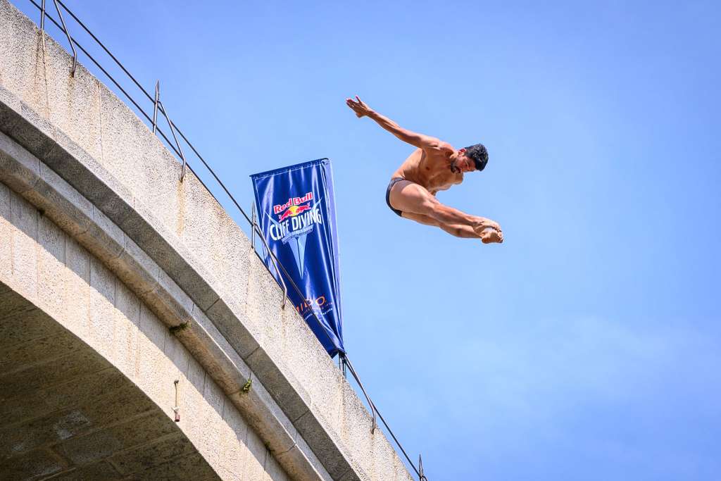 Red Bull Cliff Diving: Danas druga serija skokova, sutra veliko finale