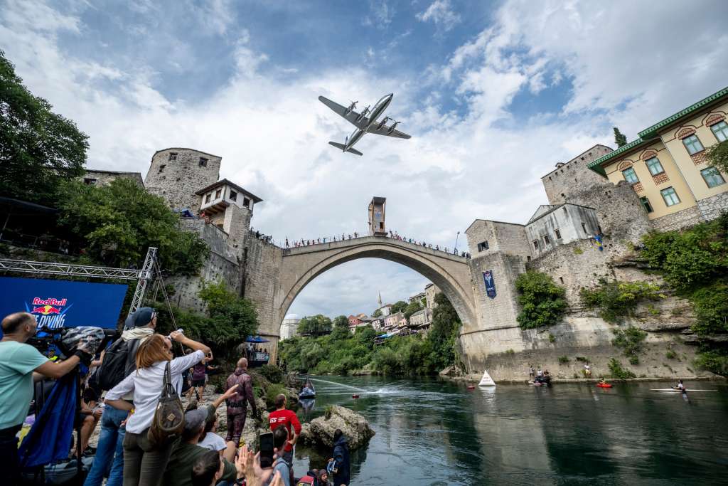 Red Bull Cliff Diving karavana stigla u Mostar