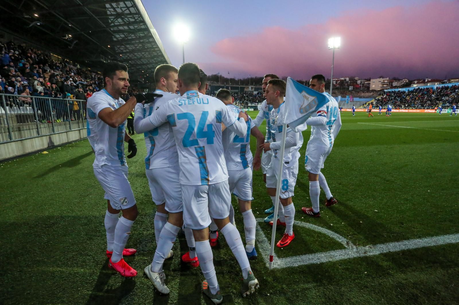 Rijeka opet šokirala Dinamo u Kupu, Čolak presudio Modrima