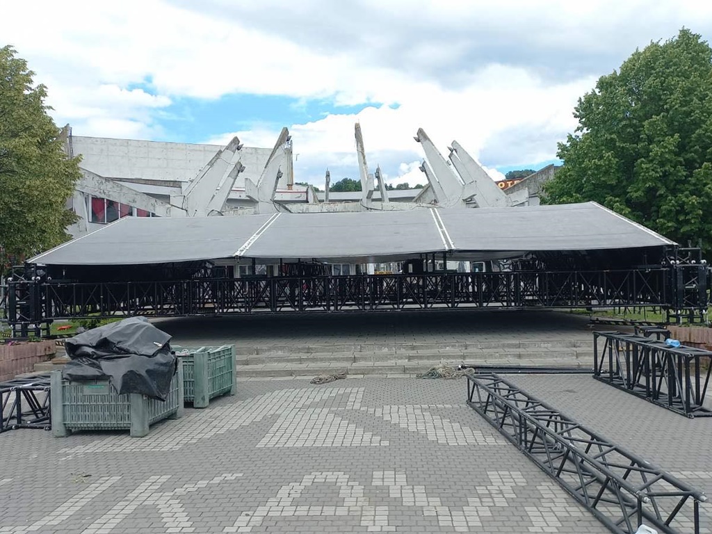 Rođendanski koncert Lukavac Cementa: D. Kolektiv i Divanhana danas stižu