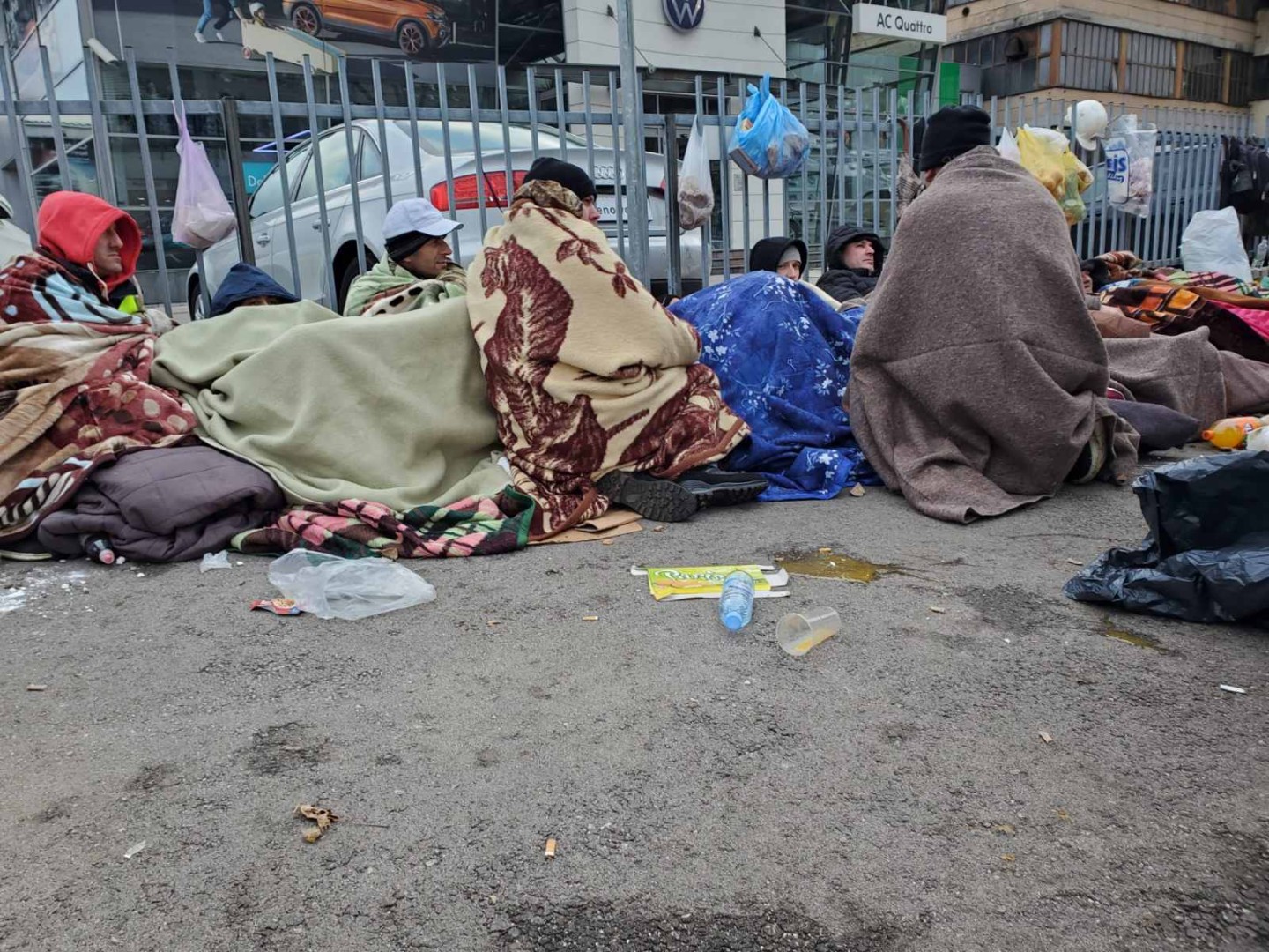 Rudari proveli noć pred zgradom Vlade, odbijaju pregovore