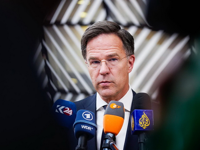 Rutte kritikovan na samitu EU zbog protivljenja zajedničkim vojnim projektima