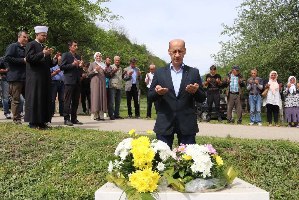 Salkić na obilježavanju 30. godišnjice zločina nad stanovnicima Blječeve