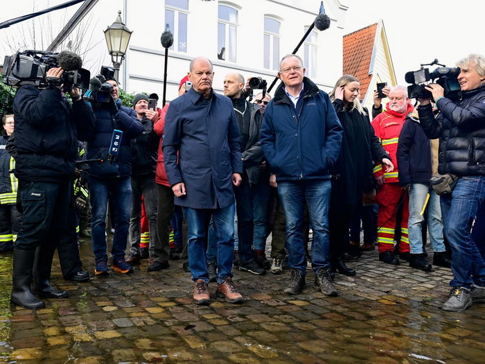 Scholz obišao poplavljena područja: Vrijeme i priroda nas stavljaju na kušnju