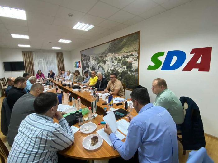 SDA Mostar: Tražimo od Vlade FBiH izmjenu odluke o finansiranju kapitalnih projekata