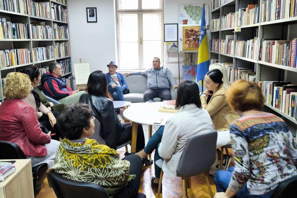 Sindikat obrazovanja KS pozvao vlasti da riješe 'talačku krizu' u NUB BiH