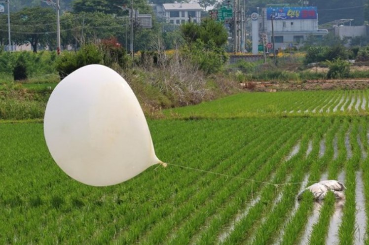 Sjeverna Koreja opet poslala balone pune smeća Južnoj