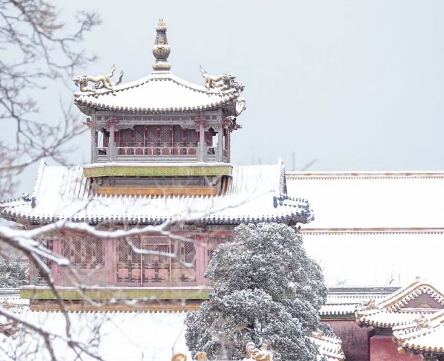Sniježni haos u Kini: U Pekingu zatvorene ulice