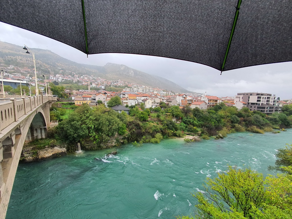 Stabilnim vremenskim prilikama na prostoru BiH došao kraj, najavljena kiša, susnježica