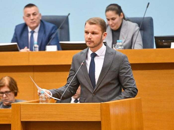 Stanivuković traži da se otkaže sjednica: Spustimo loptu, ne treba nam konflikt