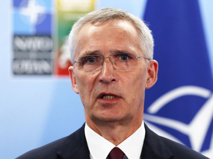 Stoltenberg: Vrijeme da NATO dozvoli Ukrajini da gađa Rusiju našim oružjem