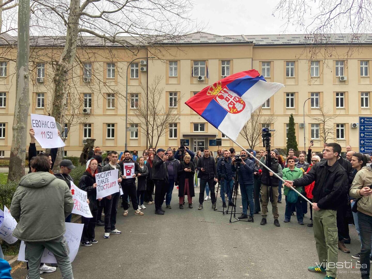 Studenti iz Banjaluke stali uz beogradske kolege, ovo su njihove poruke!