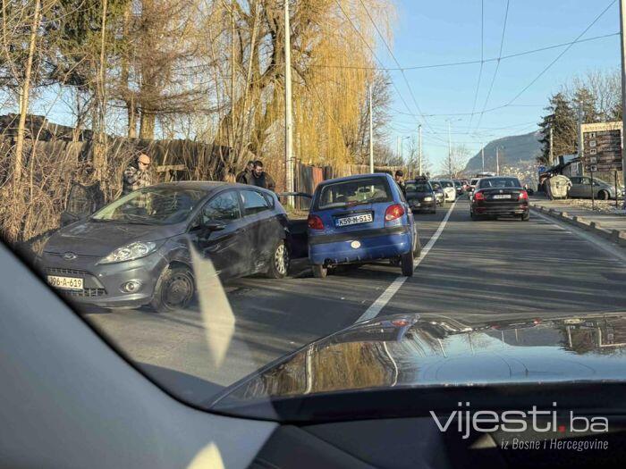 Sudar na Koševu, formirale se kilometarske gužve