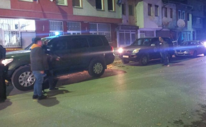Sumnja se da je neeksplodirana bomba u kancelariji OIK u Mitrovici, čeka se KFOR