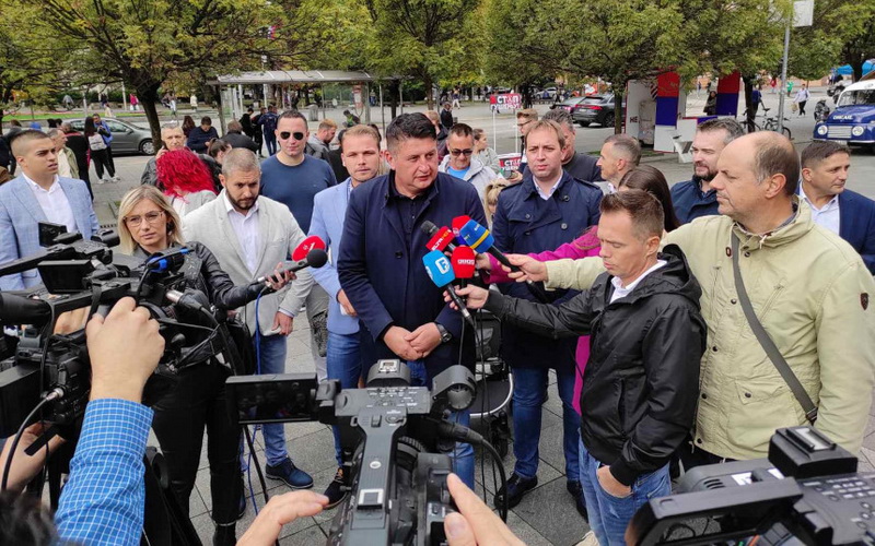 Sutra veliki protesti opozicije RS u Banja Luci
