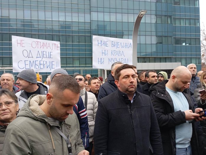 Sutra veliki protesti u Bijeljini, burno reagovao SNSD