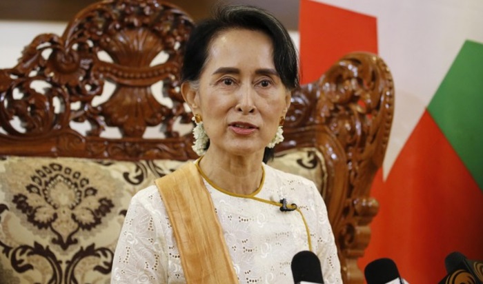 Suu Kyi se pojavila pred mijanmarskim sudom nakon dugog javnog odsustva