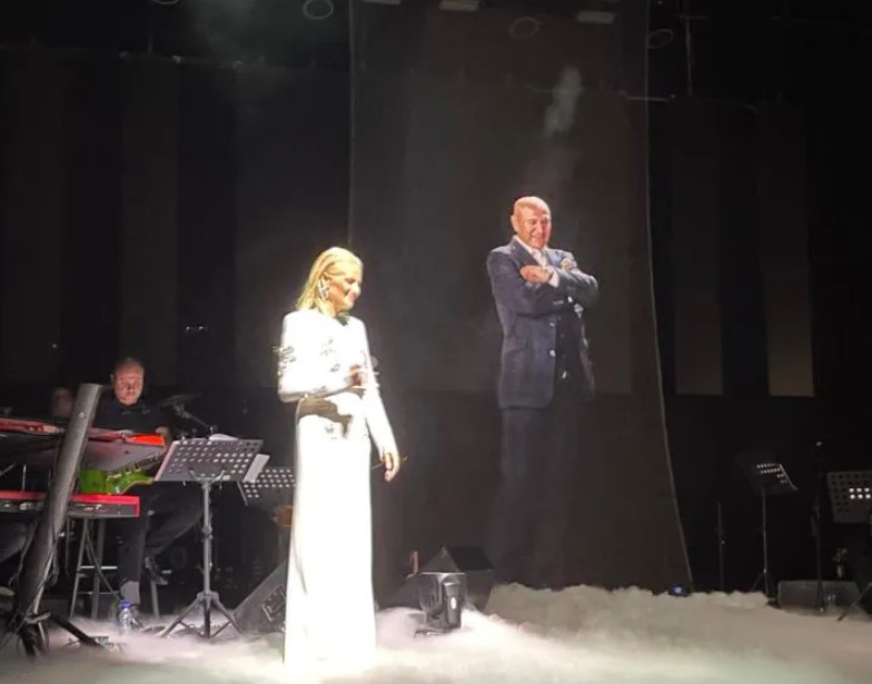 Suze i aplauzi: Ilda Šaulić pjevala zajedno sa Šabanom uz hologram