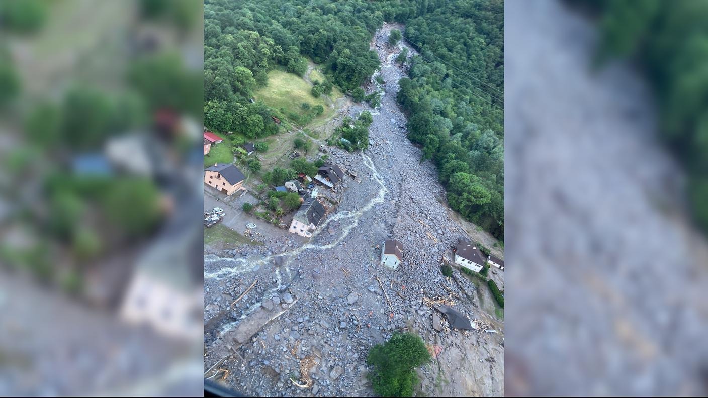 Švicarska: U odronu zatrpane četiri osobe, potraga u toku